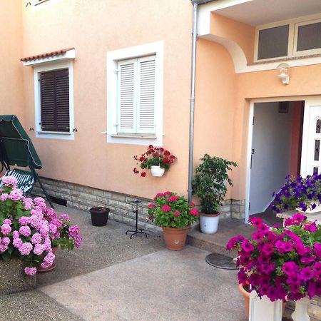 Apartments Dilja Malinska Dış mekan fotoğraf